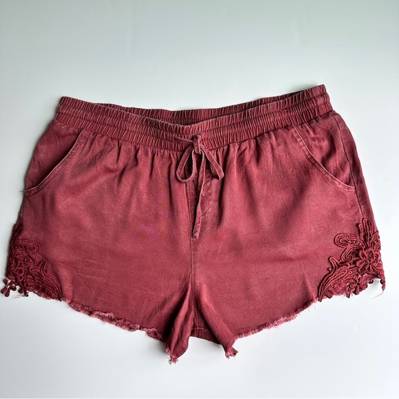 Knox Rose Burgundy High Waist Paperbag Shorts L - Picture 1 of 9